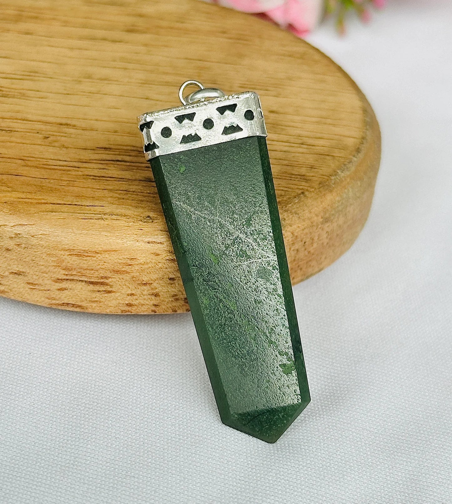 Green Jade Seven Chakra Pendant – Abhimantrit & Certified for Healing & Harmony