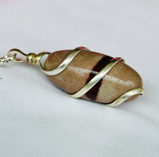 🕉️ Narmadeshwar Shivling Stone Pendant – Abhimantrit