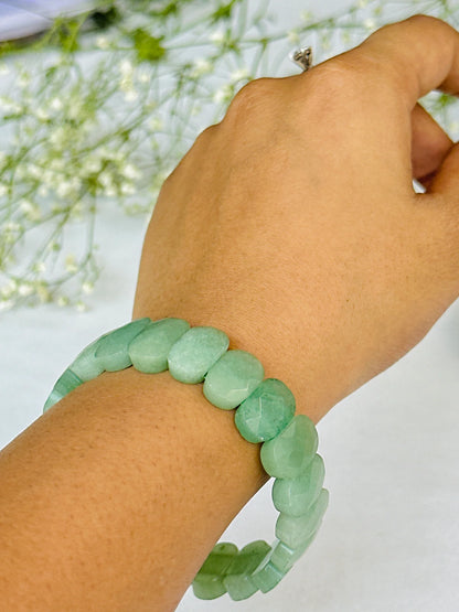 🌟 Green Aventurine Emerald Cut Bracelet (Abhimantrit & Certified)