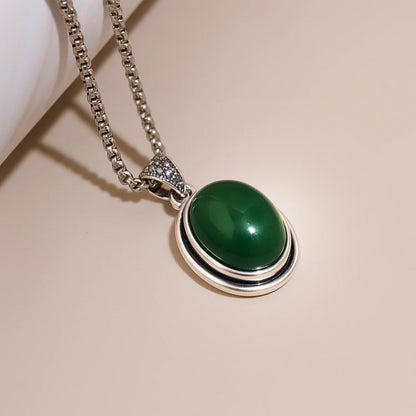 💚 Green Onyx Oval Stone Pendant – Abhimantrit & Certified