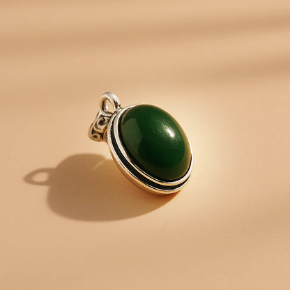 💚 Green Onyx Oval Stone Pendant – Abhimantrit & Certified